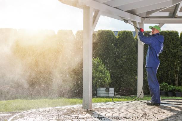 Best Sign and Awning Cleaning  in East Milton, FL